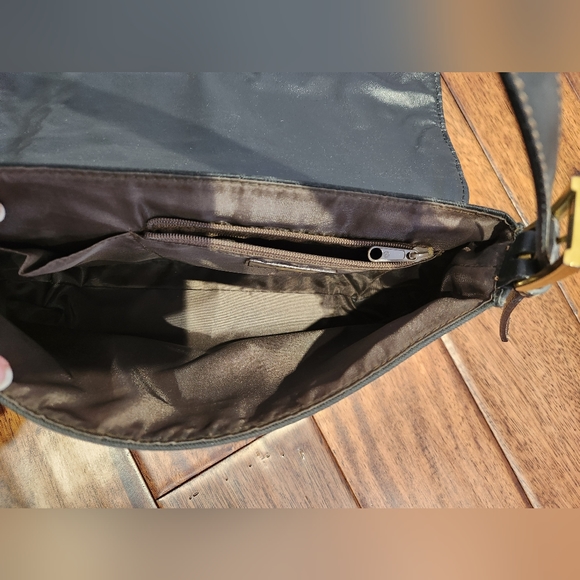 Should purse - Picture 5 of 5